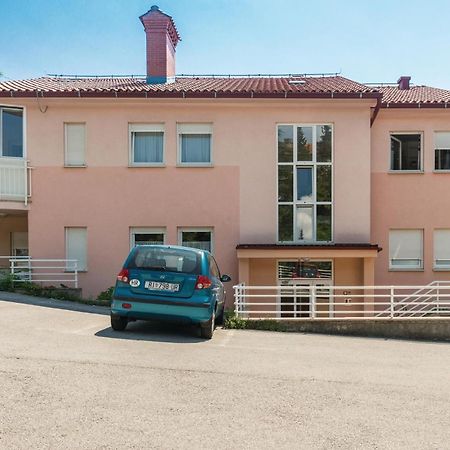 Cozy Apartment In Rijeka With Kitchen 외부 사진